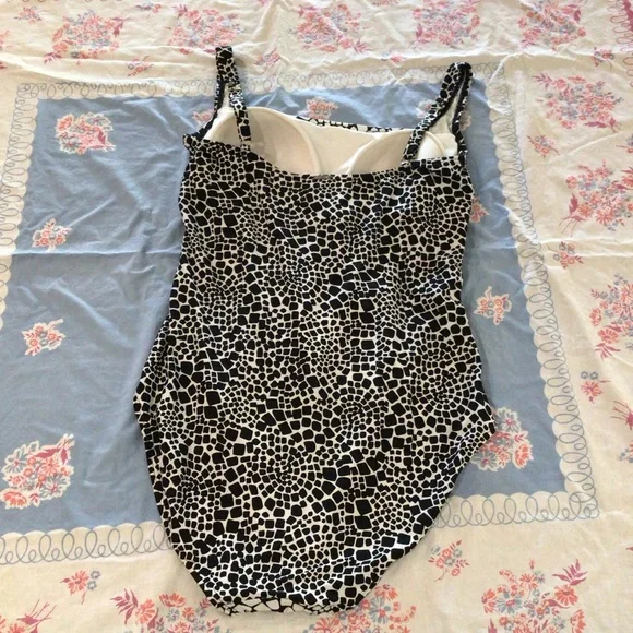 Calvin Klein Black and White One Piece Swimsuit - Picture 2 of 10